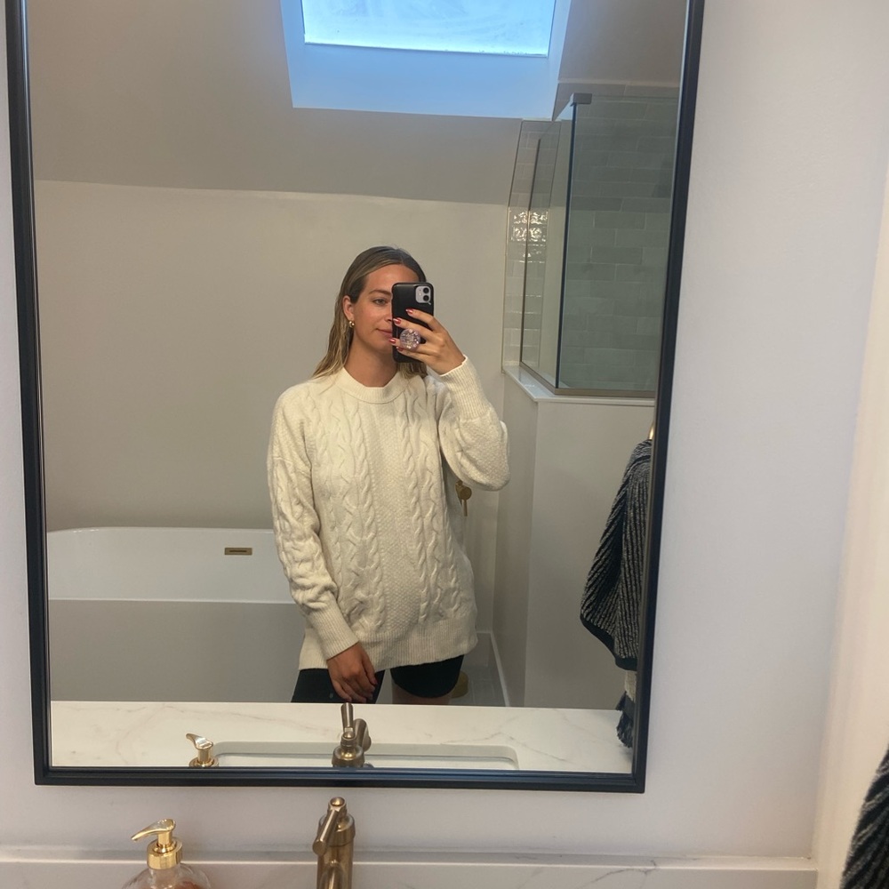 Abercrombie sweater small